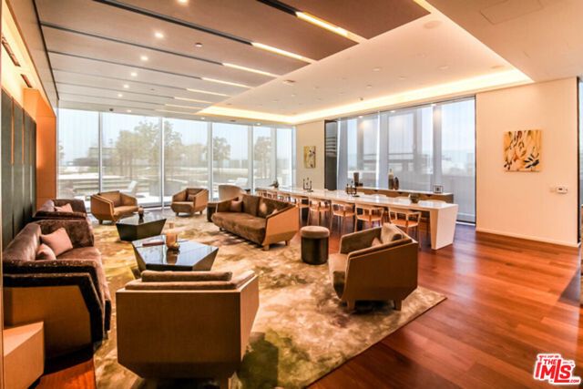 889 Francisco Street 905, Los Angeles, CA 90017