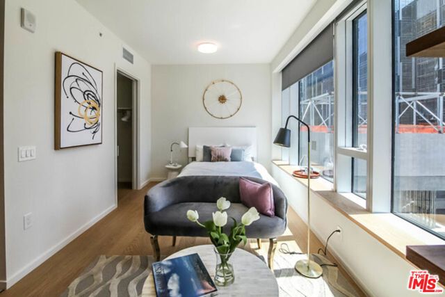 889 Francisco Street 905, Los Angeles, CA 90017