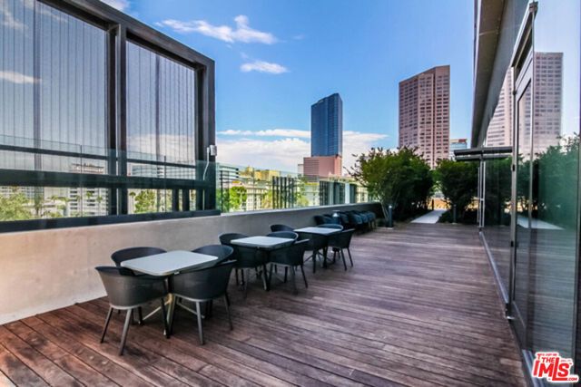 889 Francisco Street 905, Los Angeles, CA 90017