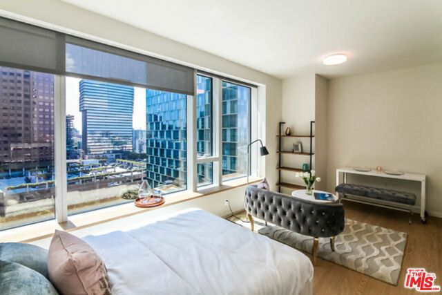 889 Francisco Street 905, Los Angeles, CA 90017