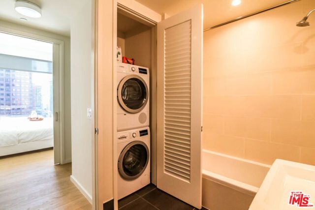 889 Francisco Street 905, Los Angeles, CA 90017