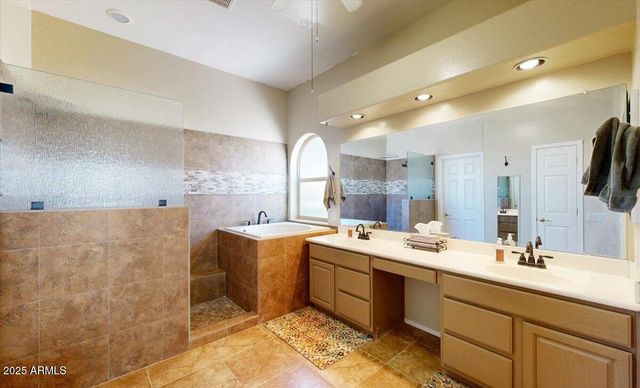 4823 S OLEANDER Drive, Chandler, AZ 85248