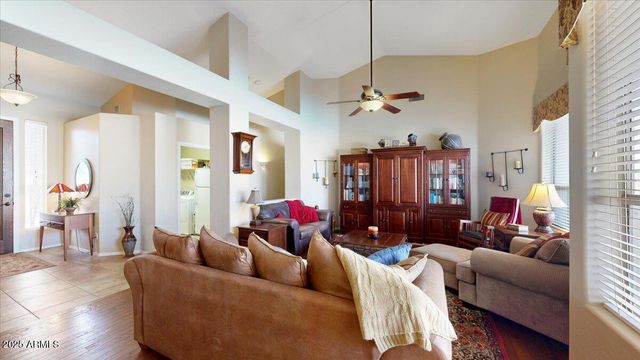 4823 S OLEANDER Drive, Chandler, AZ 85248