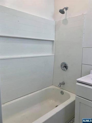 632 Chase Avenue 2, Lyndhurst, NJ 07071