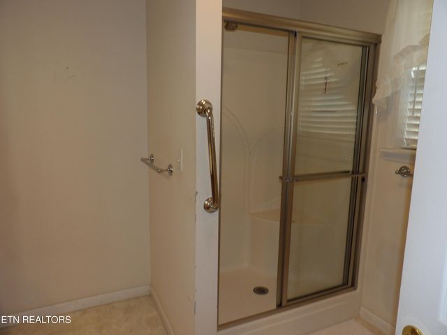 58 Russell Lane, Crossville, TN 38555