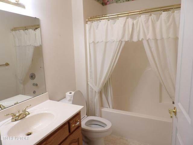 58 Russell Lane, Crossville, TN 38555