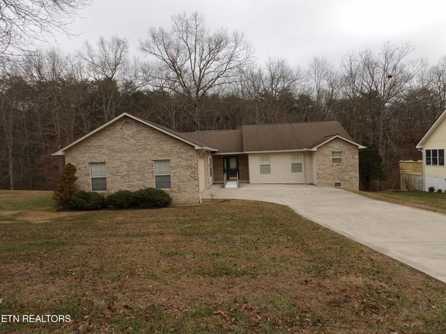58 Russell Lane, Crossville, TN 38555