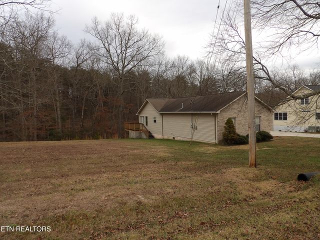 58 Russell Lane, Crossville, TN 38555