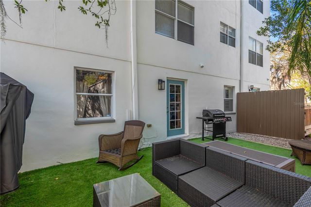 3117 TOSCANA CIRCLE, Tampa, FL 33611