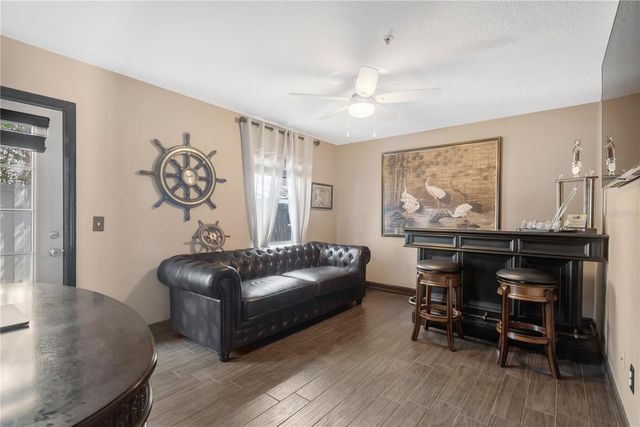 3117 TOSCANA CIRCLE, Tampa, FL 33611