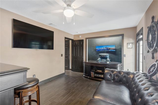 3117 TOSCANA CIRCLE, Tampa, FL 33611