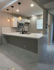 5102 NW 36th Street 605, Lauderdale Lakes, FL 33319