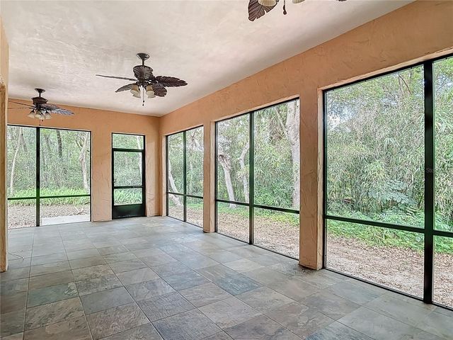 250 GARDEN STREET, Lake Helen, FL 32744