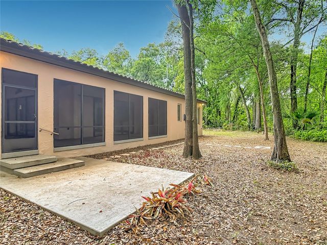 250 GARDEN STREET, Lake Helen, FL 32744