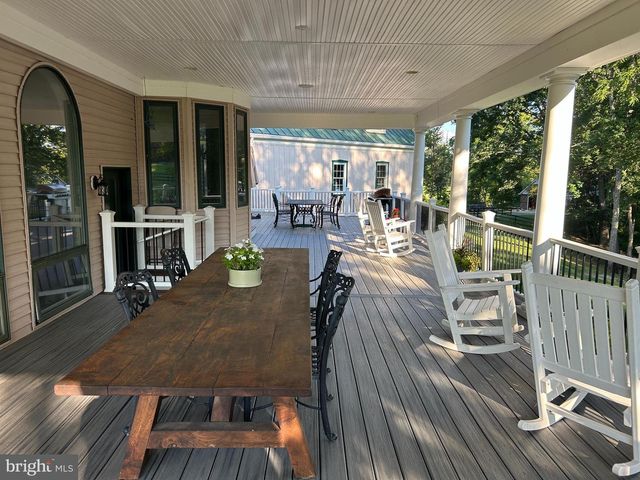 38303 WINSOME TRAIL LN, Purcellville, VA 20132