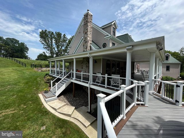 38303 WINSOME TRAIL LN, Purcellville, VA 20132