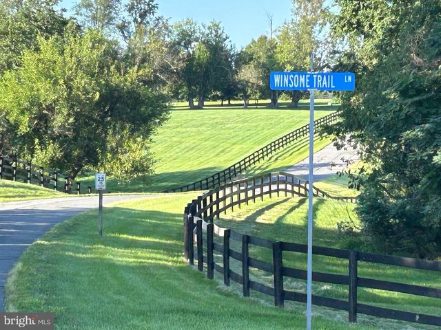 38303 WINSOME TRAIL LN, Purcellville, VA 20132