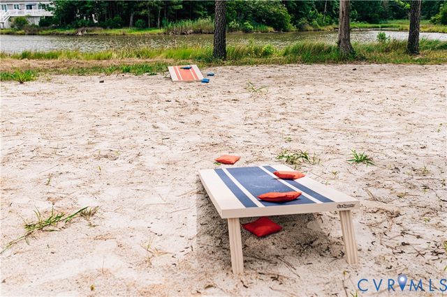 687 Clark Point Dr, White Stone, VA 22578