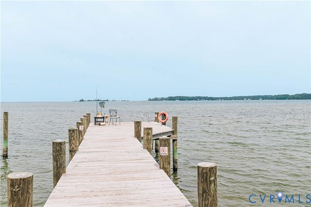 687 Clark Point Dr, White Stone, VA 22578