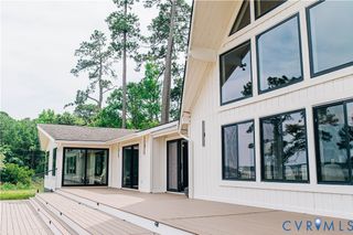 687 Clark Point Dr, White Stone, VA 22578