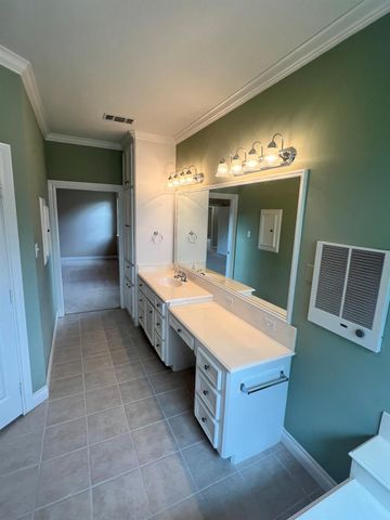 2902 Turtle Creek Drive Drive, Wharton, TX 77488