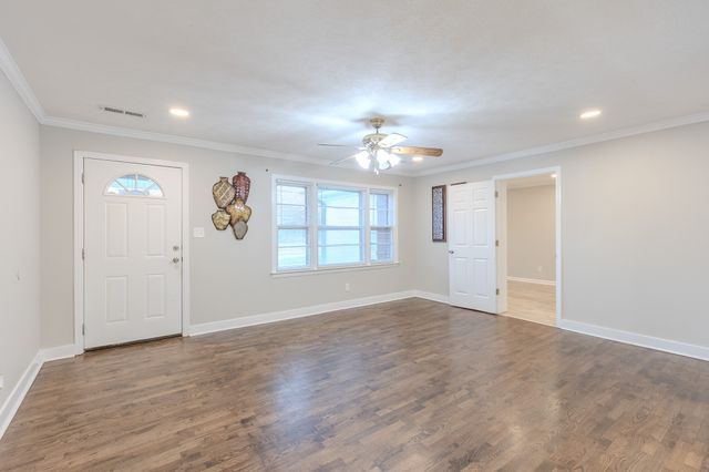 2911 N Central Ave, Humboldt, TN 38343