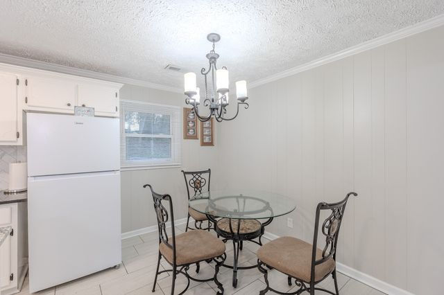 2911 N Central Ave, Humboldt, TN 38343