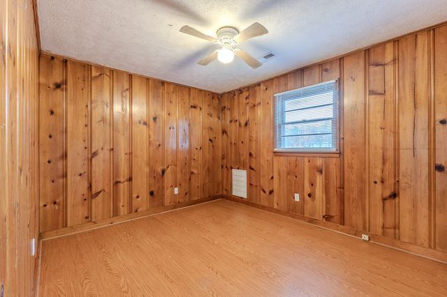 2911 N Central Ave, Humboldt, TN 38343