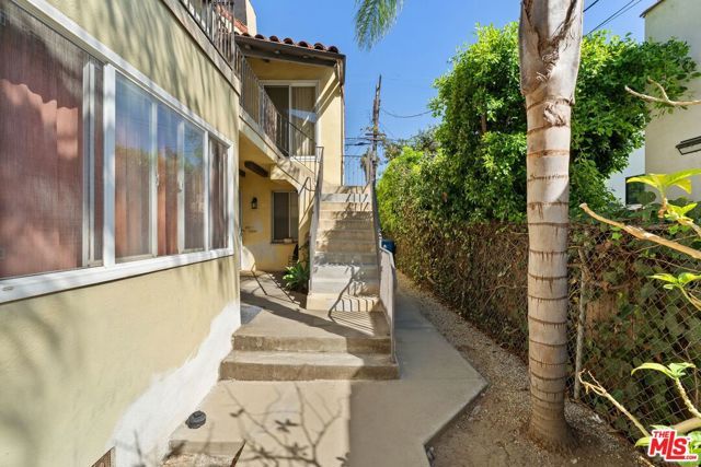 1642 S Orange Drive, Los Angeles, CA 90019