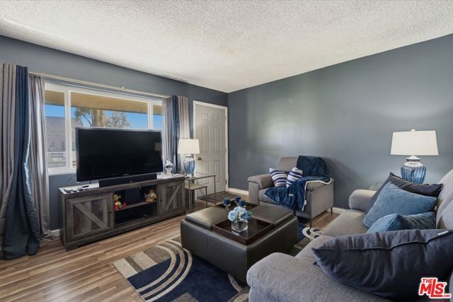 1642 S Orange Drive, Los Angeles, CA 90019