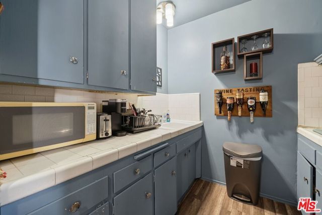 1642 S Orange Drive, Los Angeles, CA 90019