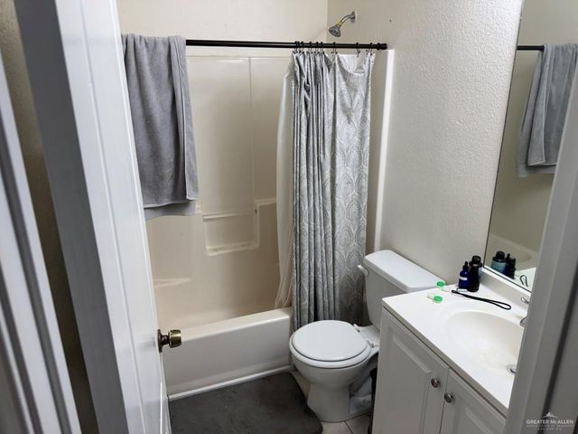 6909 N 39th Street, Mcallen, TX 78504