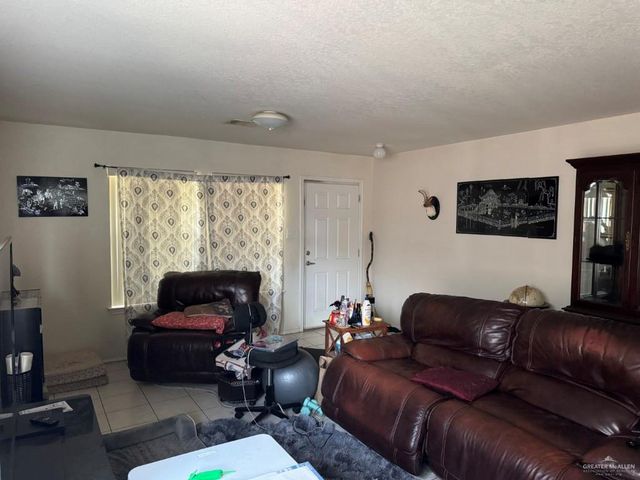 6909 N 39th Street, Mcallen, TX 78504