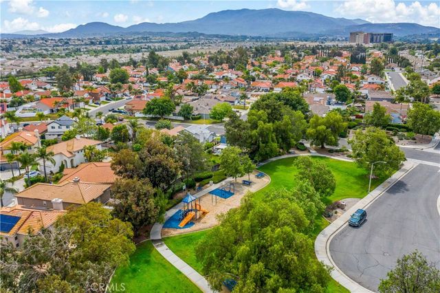 31242 Comotilo Court, Temecula, CA 92592
