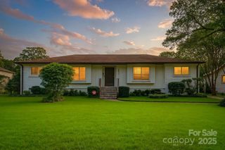 4515 Carriage Drive Circle, Charlotte, NC 28205