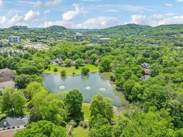 18 Lymington Ct, Brentwood, TN 37027