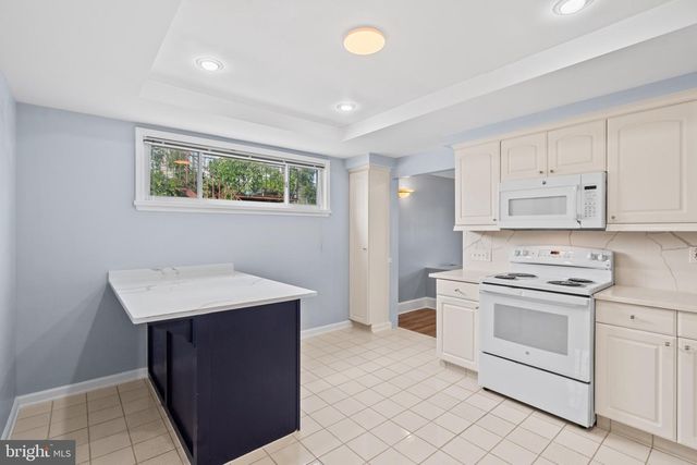 716 HAMLEN RD, Glen Burnie, MD 21061
