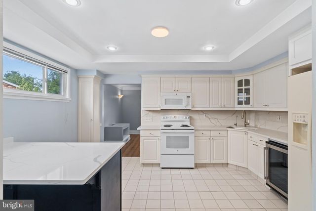 716 HAMLEN RD, Glen Burnie, MD 21061