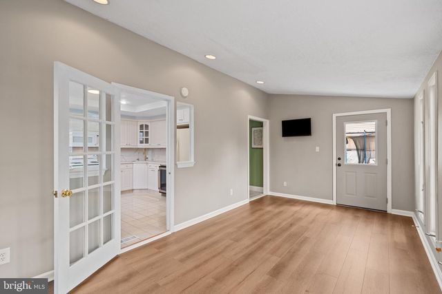 716 HAMLEN RD, Glen Burnie, MD 21061