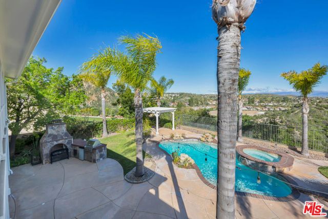 25417 Magnolia Lane, Stevenson Ranch, CA 91381