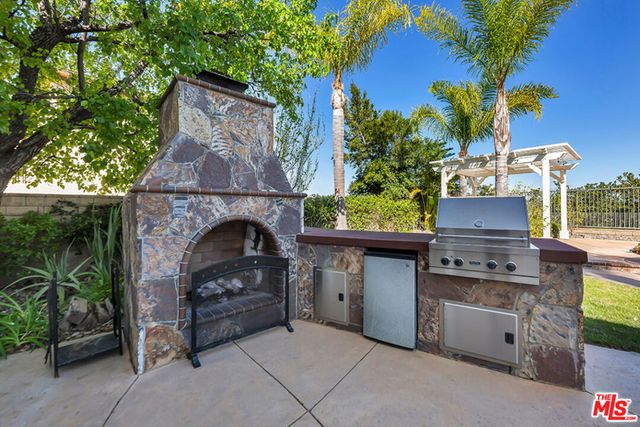 25417 Magnolia Lane, Stevenson Ranch, CA 91381