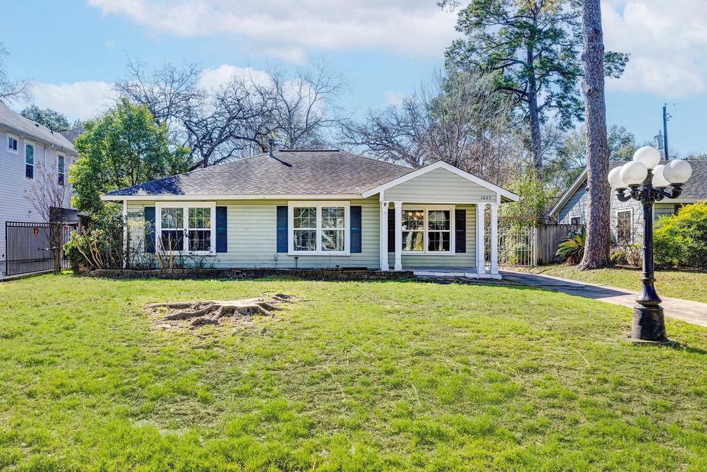 1027 Althea Drive, Houston, TX 77018