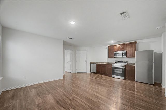 5409 Nielan Street B, Houston, TX 77028