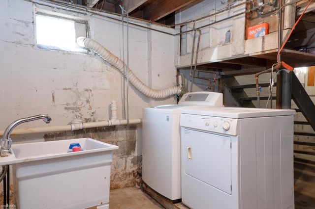 1010 N Washington Street, Owosso, MI 48867