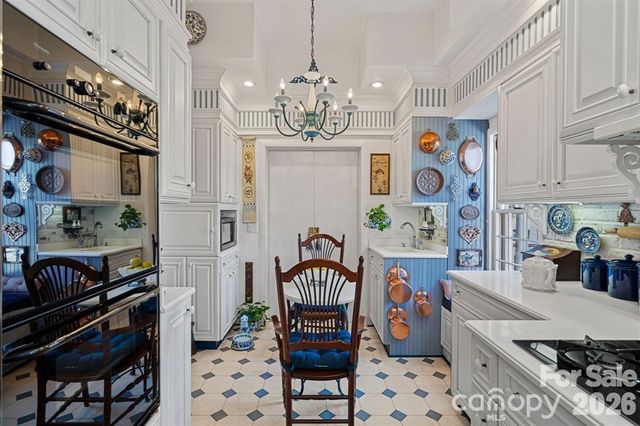 104 Leslie Loop, Mooresville, NC 28115
