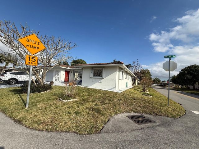 4958 NW 48th Avenue, Tamarac, FL 33319