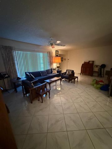 4958 NW 48th Avenue, Tamarac, FL 33319