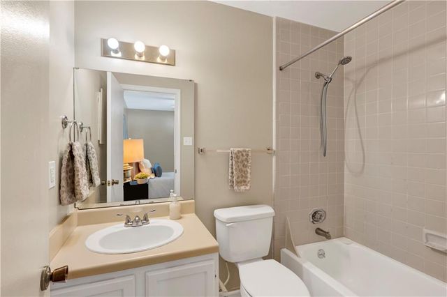 6701 Dickens Ferry Road 118, Mobile, AL 36608