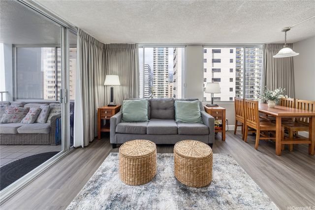 2427 Kuhio Avenue 1006 - FA, Honolulu, HI 96815