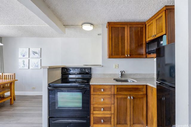 2427 Kuhio Avenue 1006 - FA, Honolulu, HI 96815